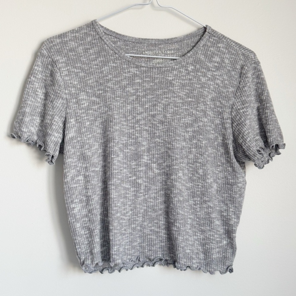 AMERICAN EAGLE | Ruffle Trim Ribbed Midi Tee